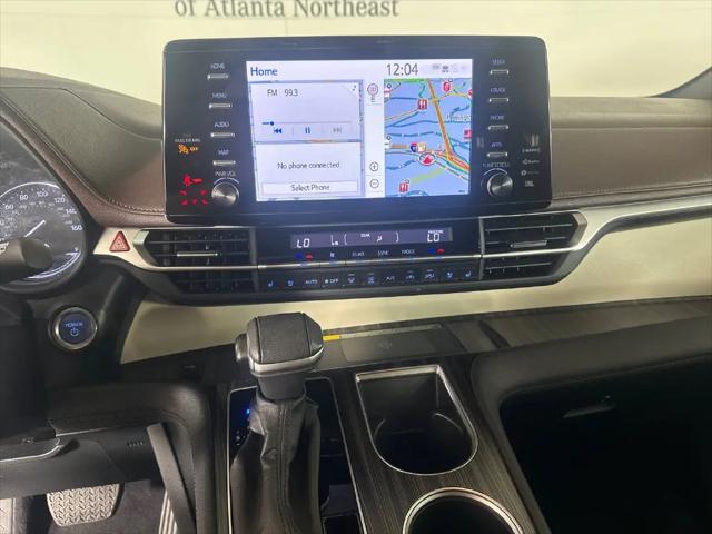 2024 Toyota Sienna Platinum