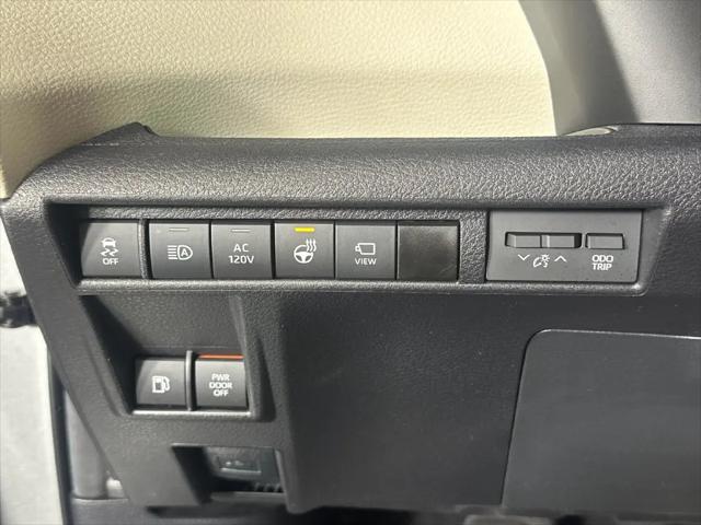 2024 Toyota Sienna Platinum