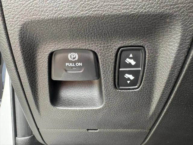 2019 Ram 1500 Longhorn Crew Cab 4x4 64 Box