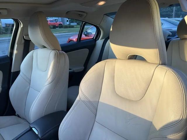 2017 Volvo S60 T5 Dynamic