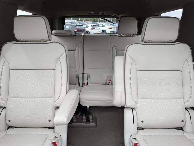 2025 GMC Yukon 4WD Denali