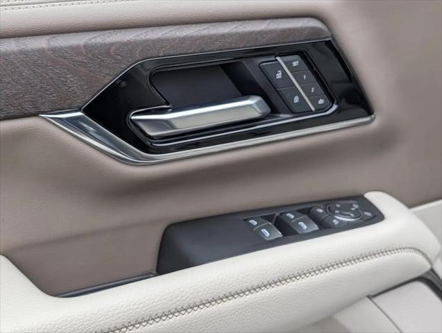 2025 GMC Yukon 4WD Denali