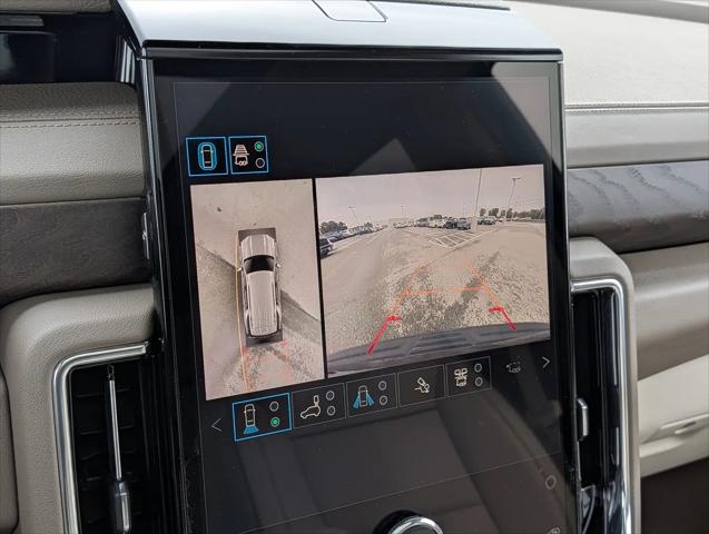 2025 GMC Yukon 4WD Denali