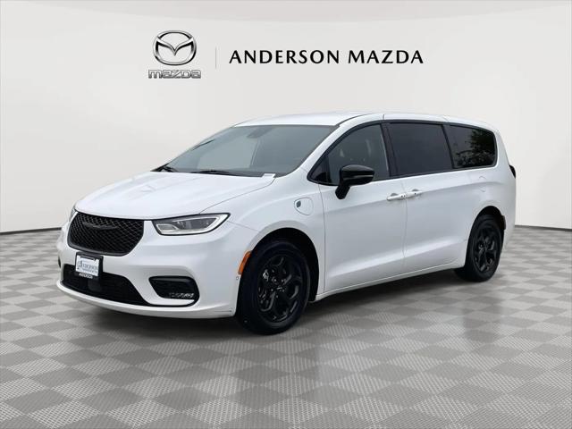 2024 Chrysler Pacifica Hybrid S Appearance Pkg for sale in Lincoln, NE