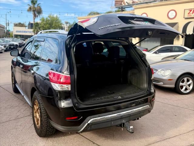 2015 Nissan Pathfinder S