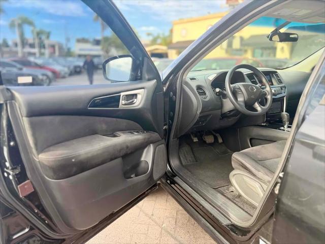 2015 Nissan Pathfinder S