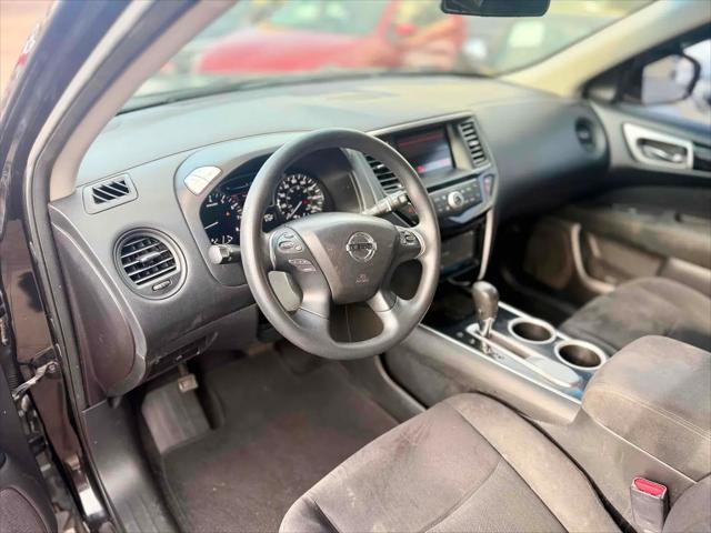 2015 Nissan Pathfinder S