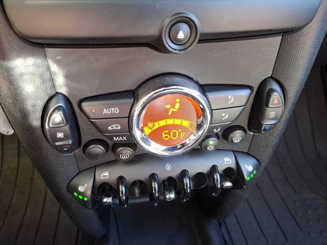 2011 MINI Cooper Cooper