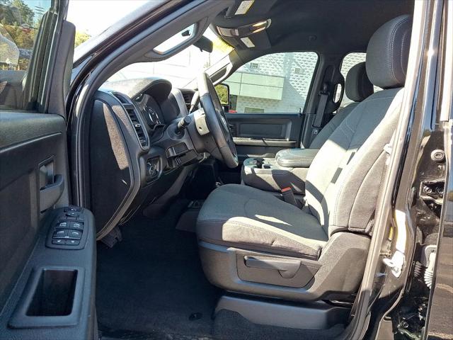 2023 Ram 3500 Tradesman Crew Cab 4x4 64 Box