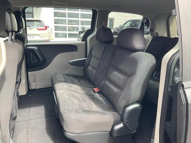 2016 Dodge Grand Caravan SE/SXT