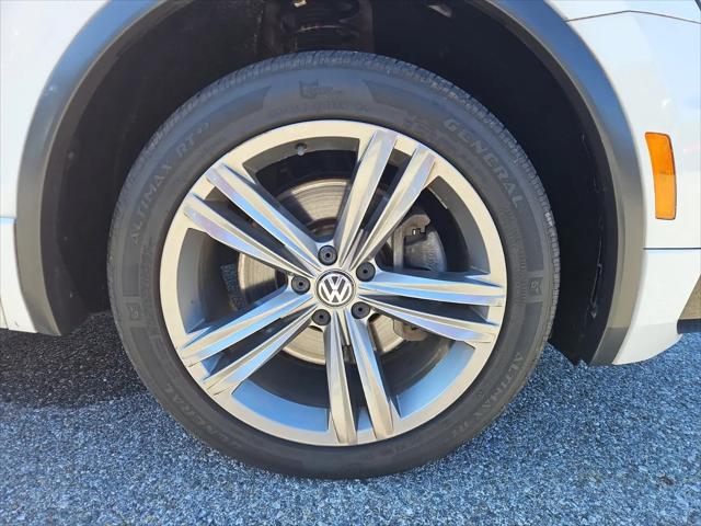 2019 Volkswagen Tiguan 2.0T SEL R-Line