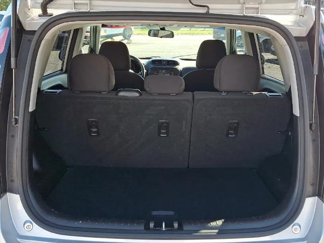 2017 Kia Soul Base