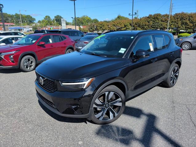 2025 Volvo XC40 B5 Ultra Dark Theme for sale in Winston-Salem, NC