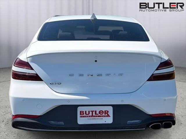 2023 Genesis G70 2.0T RWD