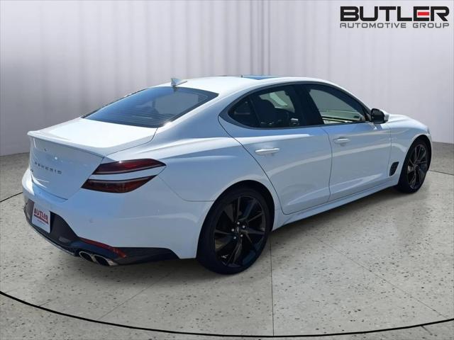 2023 Genesis G70 2.0T RWD