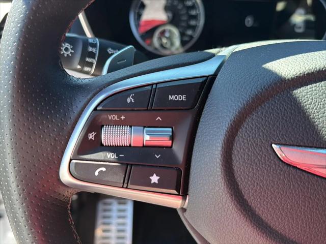 2023 Genesis G70 2.0T RWD