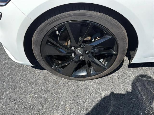 2023 Genesis G70 2.0T RWD