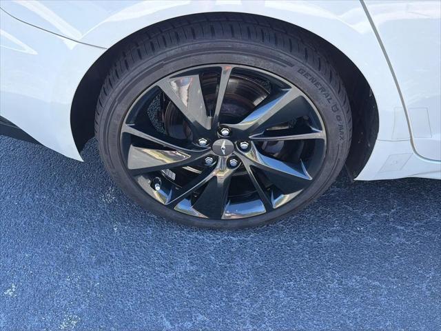 2023 Genesis G70 2.0T RWD