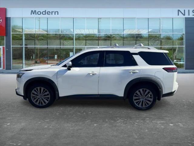 2025 Nissan Pathfinder SL FWD