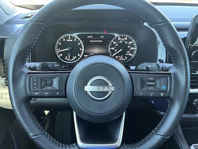 2025 Nissan Pathfinder SL FWD