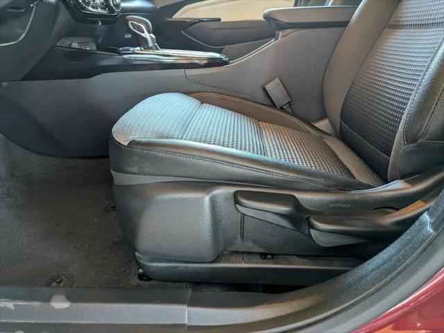 2025 Chevrolet Trax FWD LT