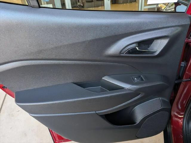 2025 Chevrolet Trax FWD LT