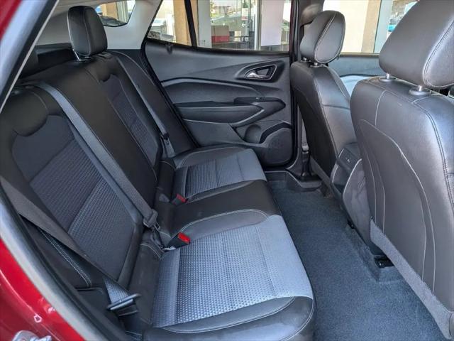 2025 Chevrolet Trax FWD LT