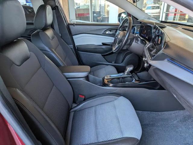 2025 Chevrolet Trax FWD LT