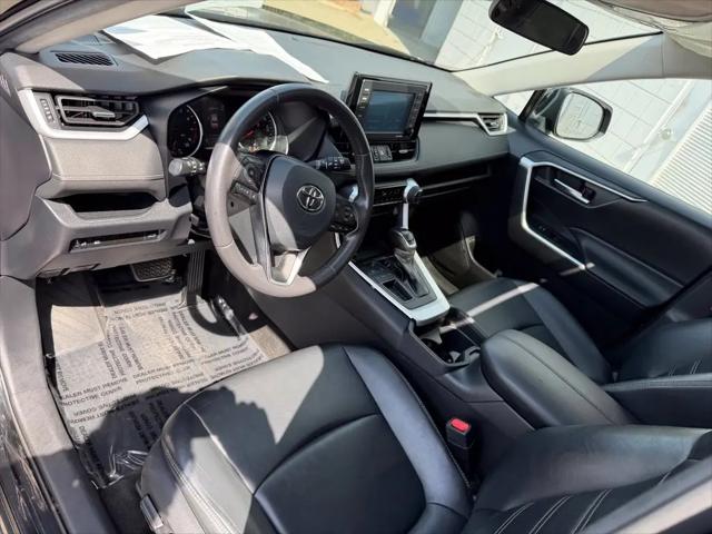 2020 Toyota RAV4 XLE Premium
