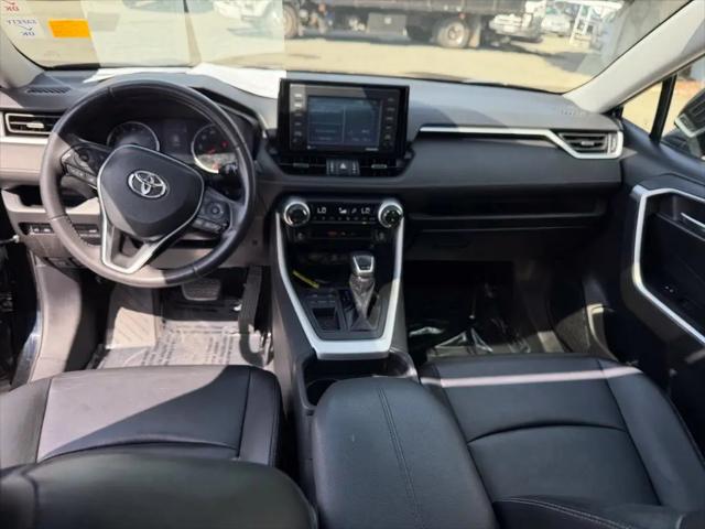 2020 Toyota RAV4 XLE Premium