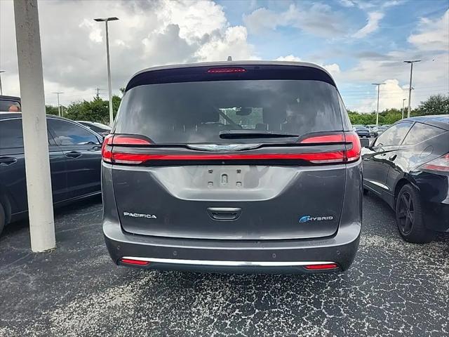2021 Chrysler Pacifica Hybrid Touring