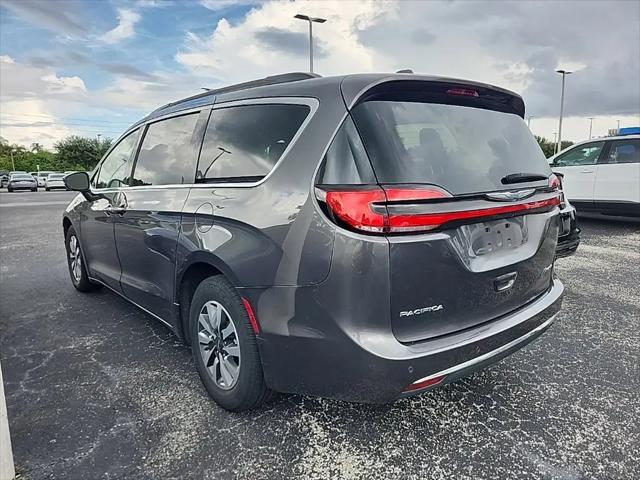 2021 Chrysler Pacifica Hybrid Touring