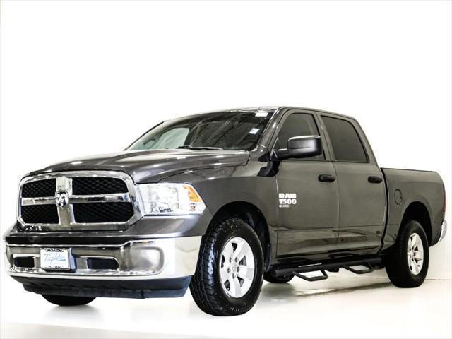2022 Ram 1500 Classic SLT Crew Cab 4x2 57 Box