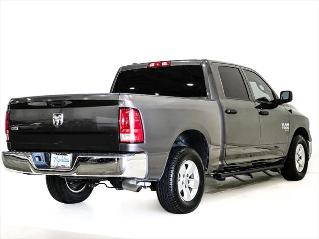 2022 Ram 1500 Classic SLT Crew Cab 4x2 57 Box