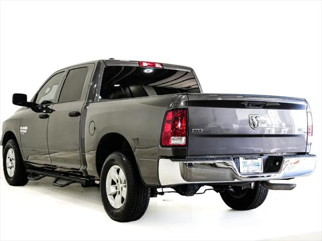 2022 Ram 1500 Classic SLT Crew Cab 4x2 57 Box
