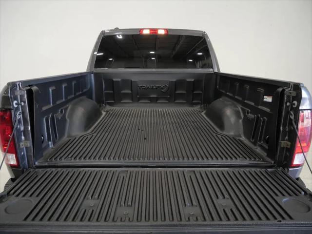 2022 Ram 1500 Classic SLT Crew Cab 4x2 57 Box