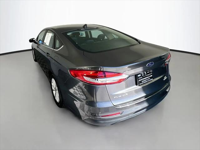2020 Ford Fusion SE