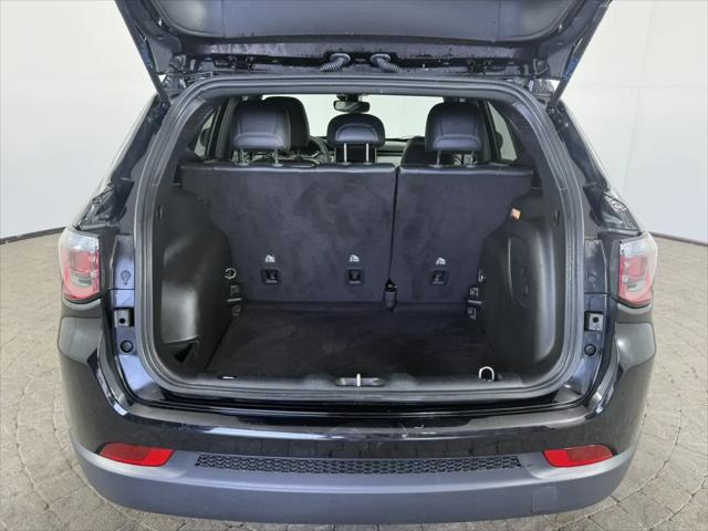 2024 Jeep Compass Latitude Lux FWD