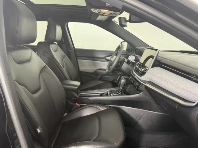 2024 Jeep Compass Latitude Lux FWD