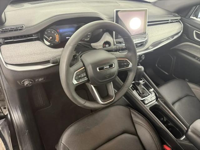 2024 Jeep Compass Latitude Lux FWD