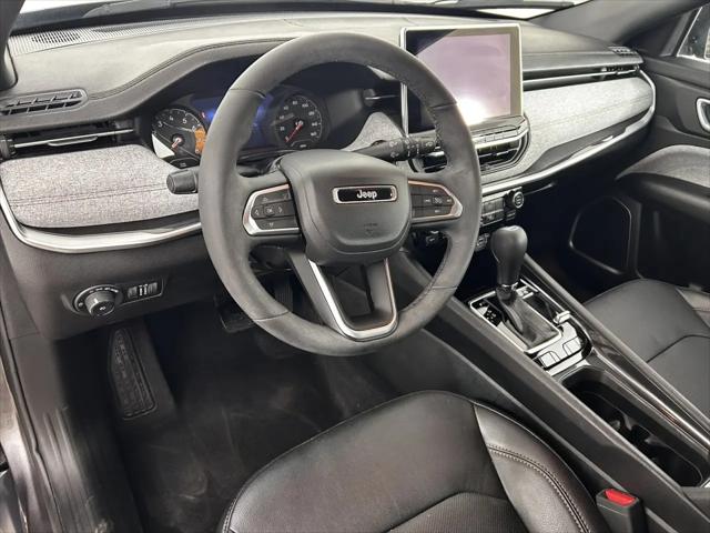 2023 Jeep Compass Latitude Lux FWD