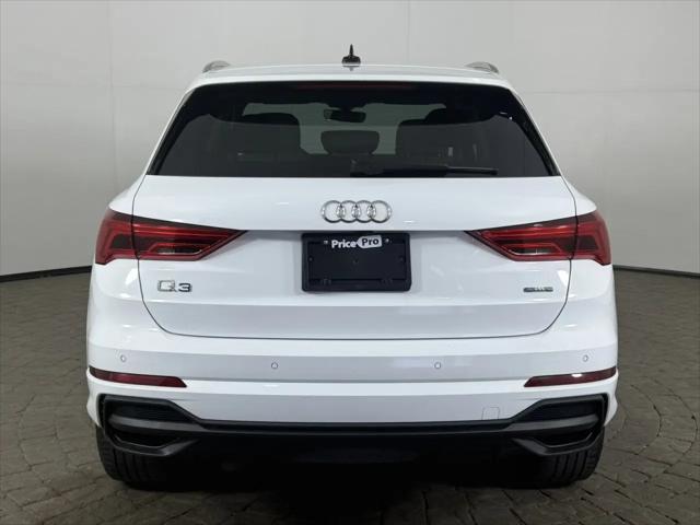 2025 Audi Q3 Premium 45 TFSI S line quattro Tiptronic