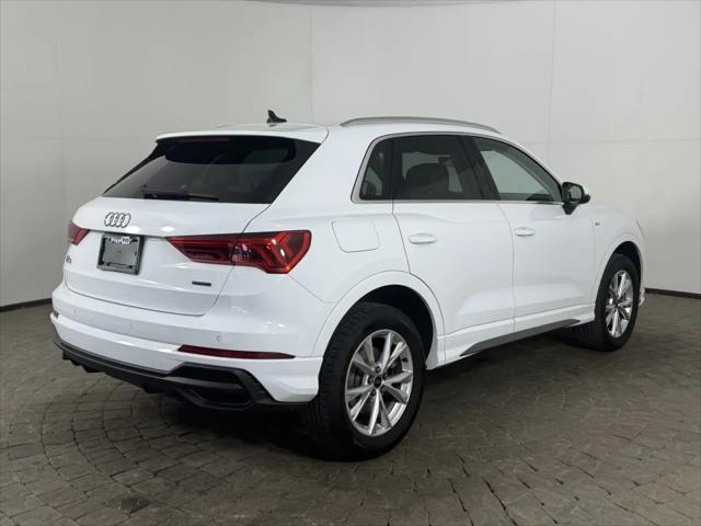 2025 Audi Q3 Premium 45 TFSI S line quattro Tiptronic