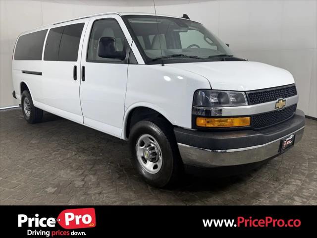 2024 Chevrolet Express Passenger RWD 3500 Extended Wheelbase LT for sale in Maumee, OH