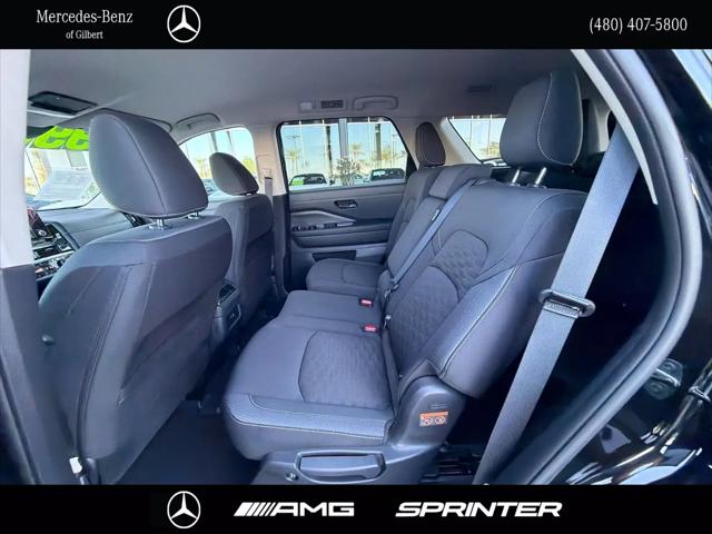 2024 Nissan Pathfinder SV FWD