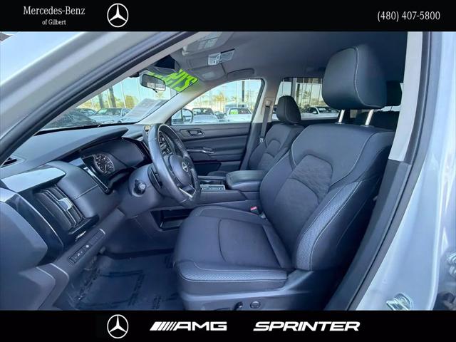 2024 Nissan Pathfinder SV FWD