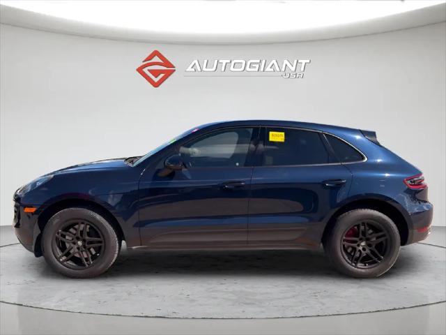 2017 Porsche Macan Macan