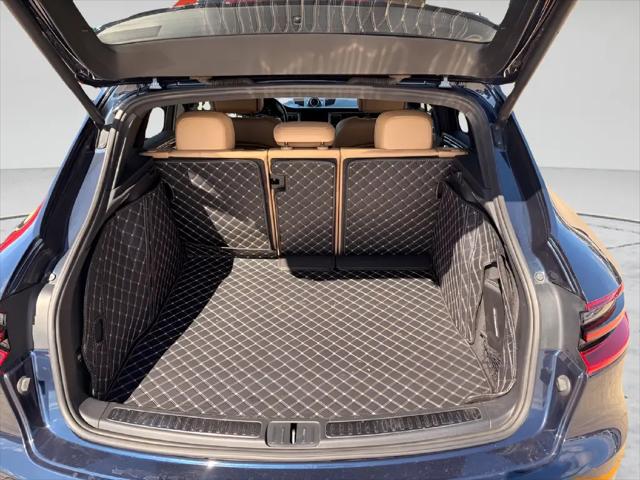 2017 Porsche Macan Macan