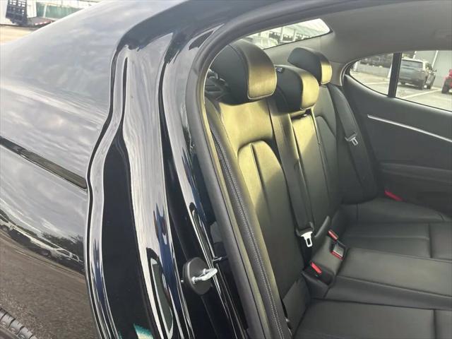 2026 Genesis G70 2.5T RWD