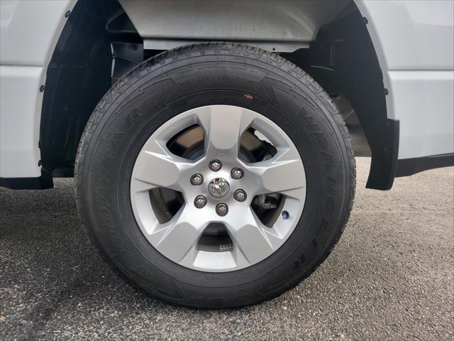 2024 Ram 1500 Big Horn Crew Cab 4x4 57 Box